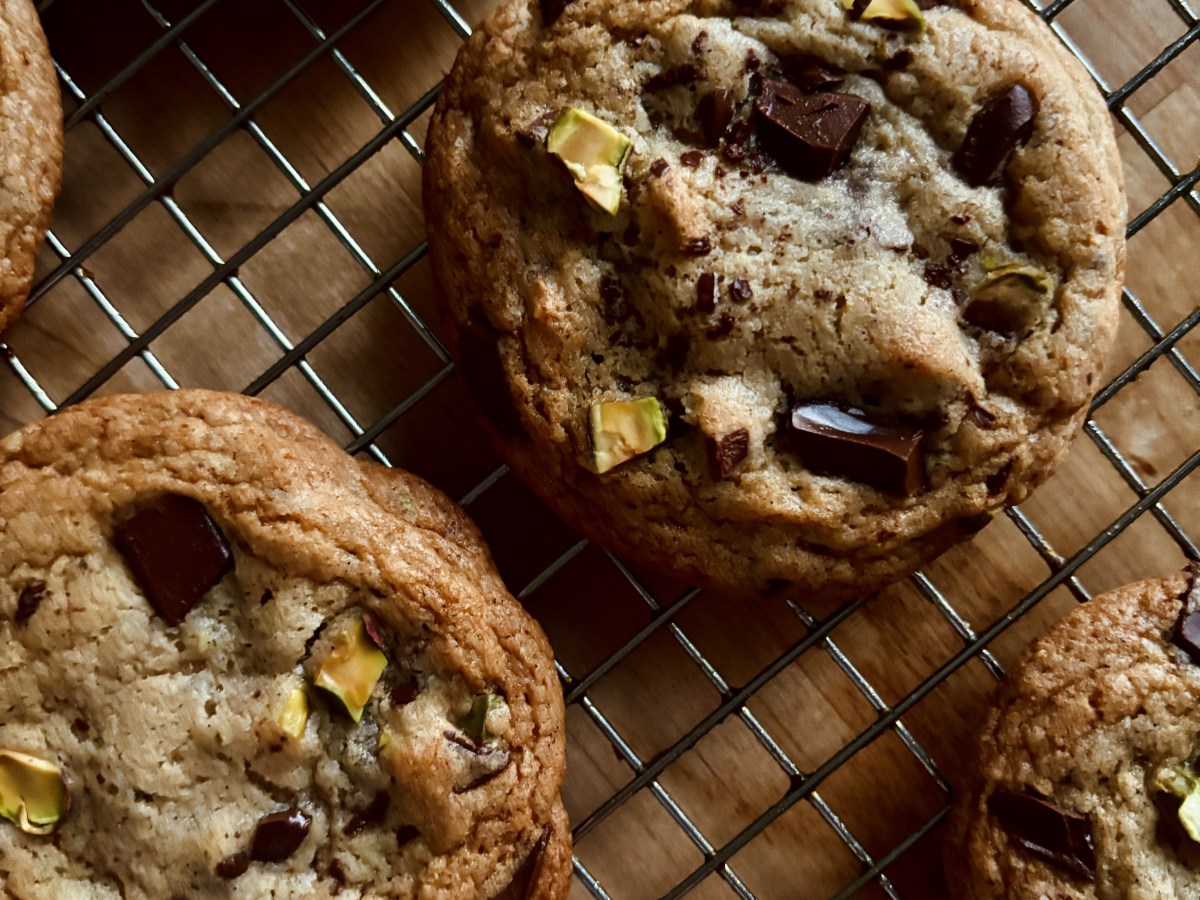 Pistachio Chocolate Cookies